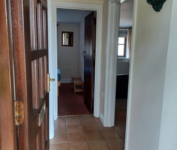 Small One Bedroom Property To Rent In Carterton - Photo 6