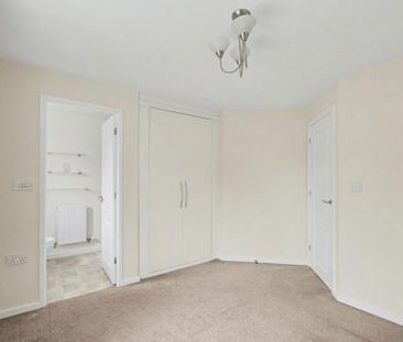 3 bedroom terraced house to rent - Photo 4