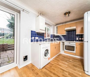 2 bedroom terraced house to rent - Photo 4