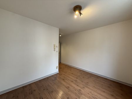 Location Appartement 2 pièces 28m² COGNAC 16100 - Photo 3