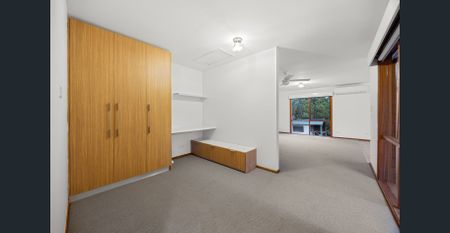 Family Home in Nerrina - Photo 2