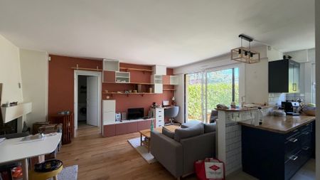 Location Appartement 2 pièces 49m² MEUDON 92190 - Photo 2