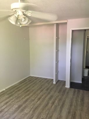 200 Pretoria Ave, The Glebe, Ottawa, ON - Photo 1