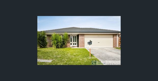 Set in a peaceful court - Photo 1