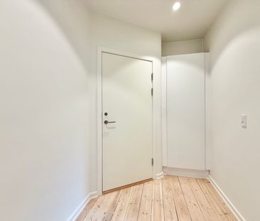 Moderne 2-værelses lejlighed i Odense C med lys og stil - Foto 6