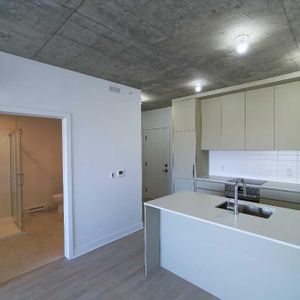 Condo neuf à Montréal - Photo 2