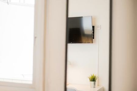 Carrer Conca, Valencia, Valencian Community 46007 - Photo 2