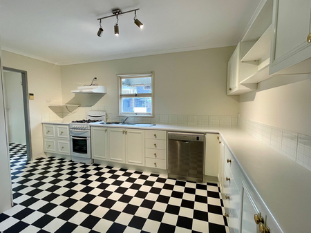 41 Gertrude Street, Highgate Hill, QLD - Photo 5