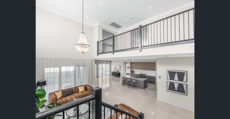 Unique luxury residence in Sanctuary Cove **** Fully furniture**** - Photo 2