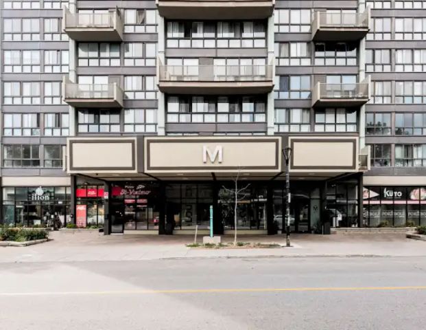 5999 Monkland | 5999 Monkland Avenue, Montreal - Photo 1