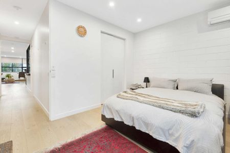 South Melbourne - Photo 4