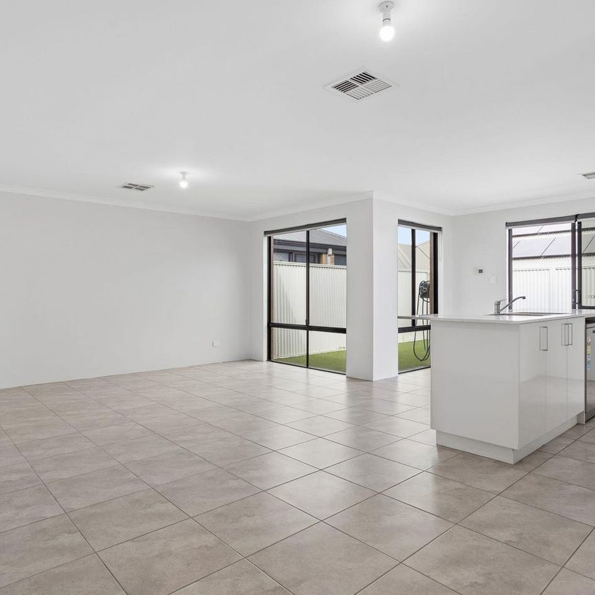Modern Comfort Meets Coastal Convenience - Photo 1