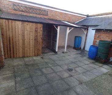 2 bedroom detached house to rent - Photo 3