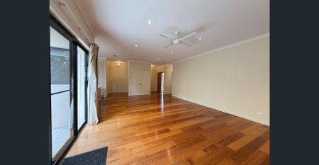 $820 PER WEEK! - Photo 2