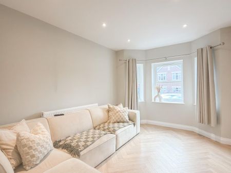 2 bedroom detached house to rent - Photo 2