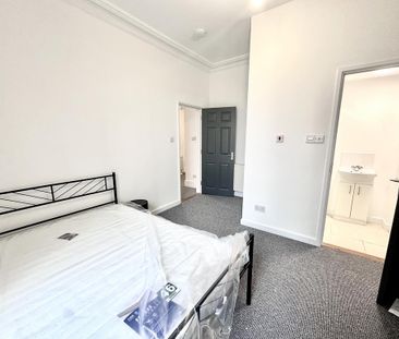 6 bedroom house share to rent - Photo 1