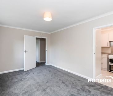 3 bedroom apartment to rent - Photo 3