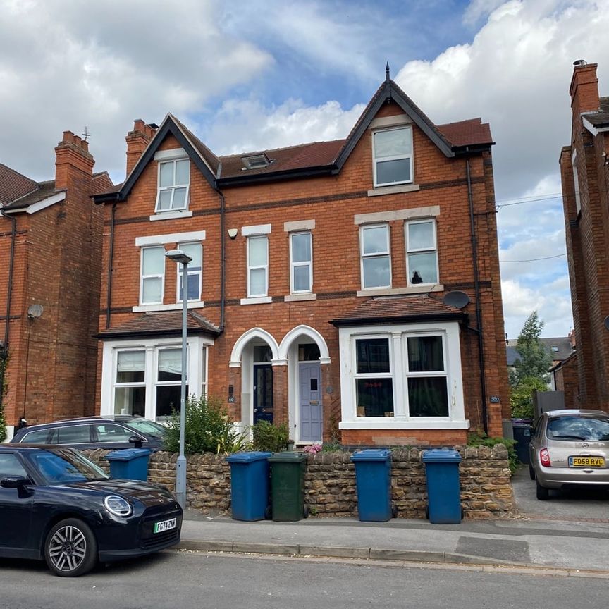 1 Bed Maisonette, Chaworth Road, NG2 - Photo 2