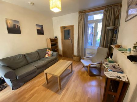 4 bedroom house to rent - Photo 2