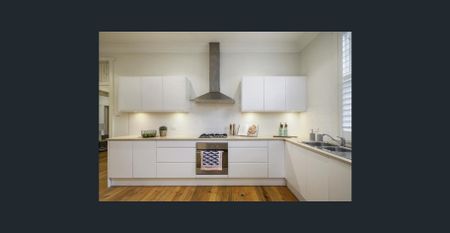 Single Level Home...Stroll To Chatswood - Photo 4