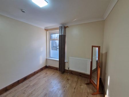 De La Beche Street, SA1 3EY, Swansea - Photo 4