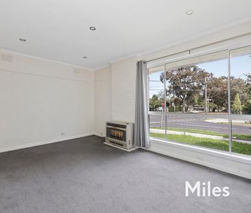 208 Southern Road, Heidelberg West - Photo 2