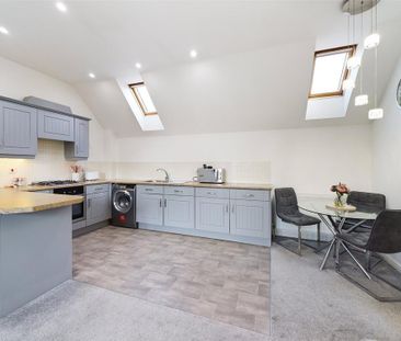 2 bedroom detached house to rent - Photo 1