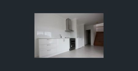 Studio Apartment - Ground Level - BONUS - Water and Electricity Included in Rent - Photo 5