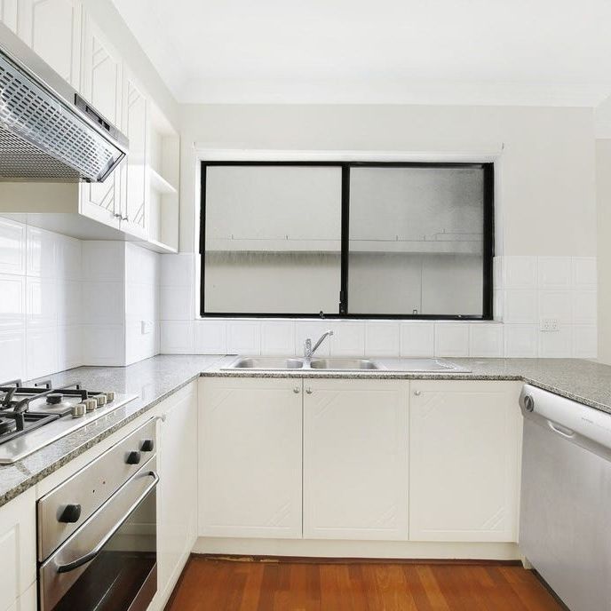 4/9 Stewart Street, Wollongong NSW 2500, Wollongong - Photo 1