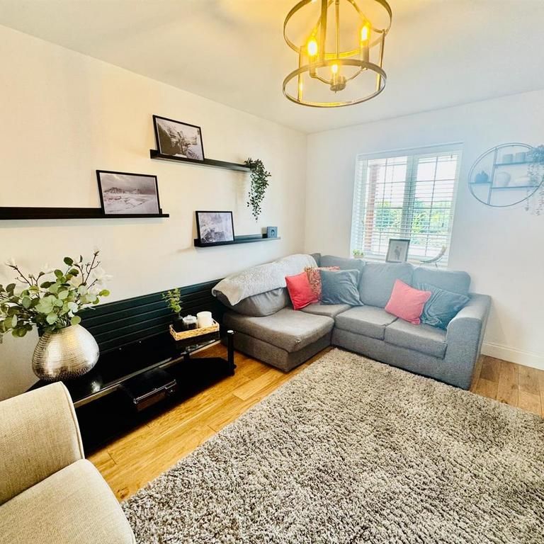 3 bedroom house to rent - Photo 1