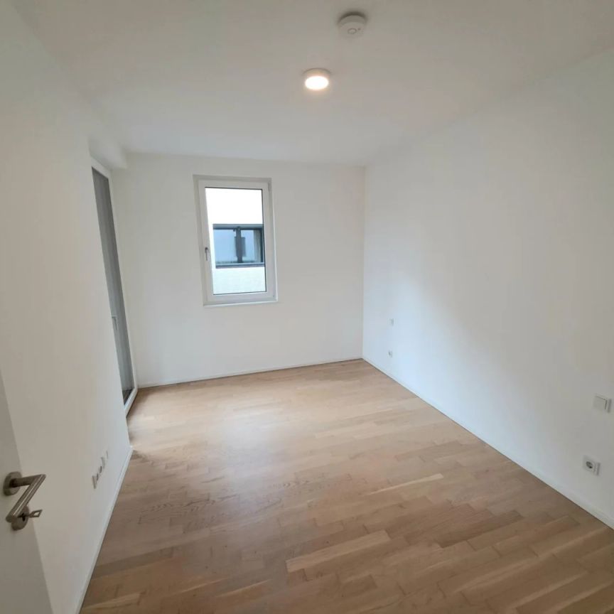 ++Neuwertige 3 Zimmer City-Wohnung mit Loggia im Zentrum von Linz++ - Foto 1