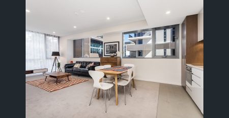 Luxury Living Resort Facilitates - Fully Furnished and Equipped - Photo 3