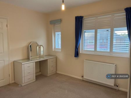 2 bedroom flat to rent - Photo 5