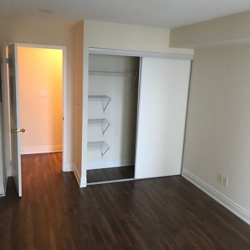 For Lease - 9 Michael Power Place Unit# 906, Toronto, Ontario - Photo 1