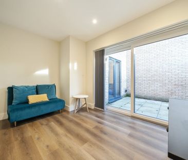 5 bedroom semi-detached house to rent - Photo 6