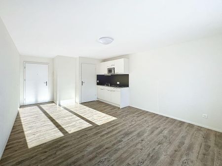 Emplacement idéal ! Studio de 25.5m² au 4ème étage, idéal pour les étudiants ! - Foto 4