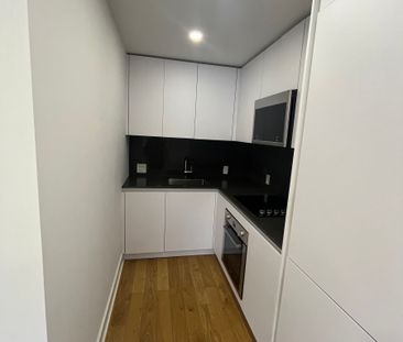 365 Eglinton Avenue East - Photo 2