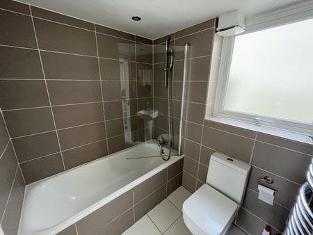 Selborne Road, Hove 1 bedroom end of terrace house to rent - Photo 4