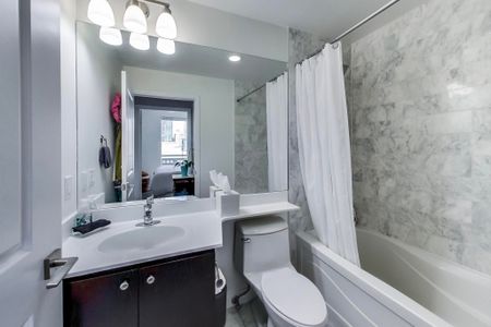 For Lease - 1 Scott Street Unit# 2009, Toronto, Ontario - Photo 4