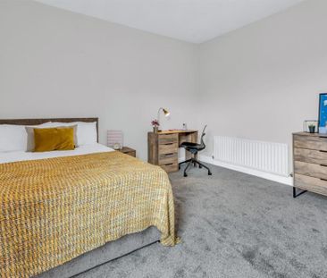 Beechwood Road, Burley, LS4 2LU - Photo 5