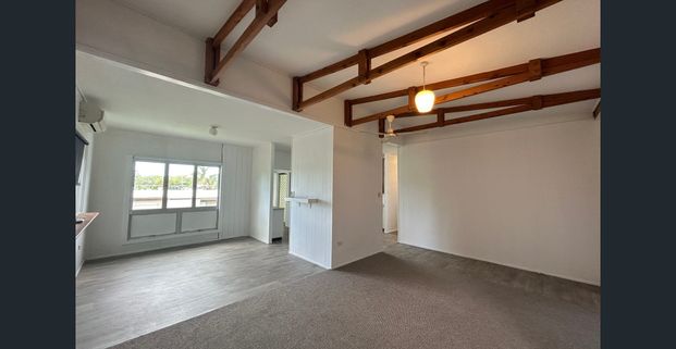 NESTLED IN THE HEART OF NEW AUCKLAND, THIS NEAT AND TIDY 4 BEDROOM HOUSE WITH SOLAR IS AVAILABLE NOW! - Photo 1