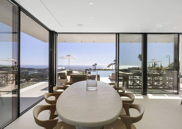 Luxury Villa for rent in Benahavís, Spain