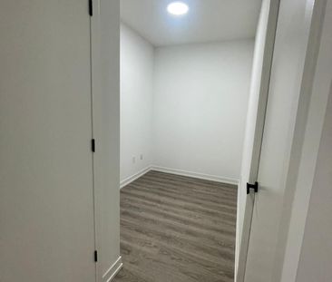 For Lease - 8 Interchange Way Unit# 4001, Vaughan, Ontario - Photo 4