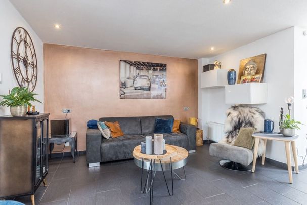 Huis te huur: Hendrik van Veldekestraat 93 6416 TM Heerlen - Photo 1