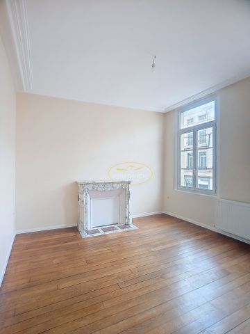 Location Appartement 2 pièces 45m² LIGNY EN BARROIS 55500 - Photo 2