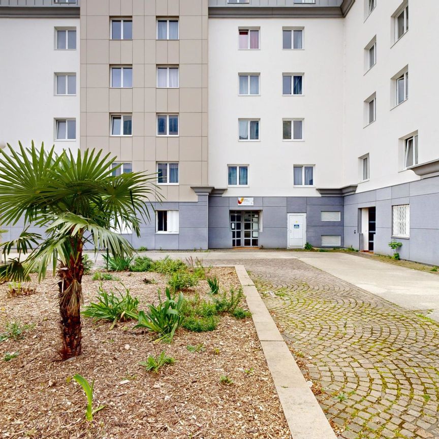 1-3, avenue Ampère, 77420, Champs-Sur-Marne - Photo 1