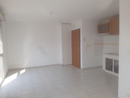 Location appartement 1 pièce, 30.87m², Trélazé - Photo 2