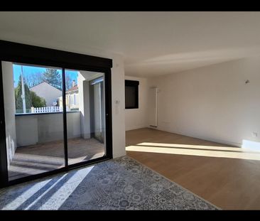 Location Appartement 2 pièces 49 m² Limoges (Quartier Vanteaux CHU) - Photo 3