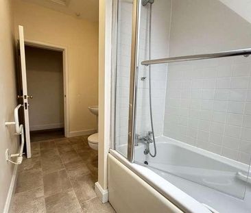 Town Centre, Basingstoke, RG21 - Photo 6