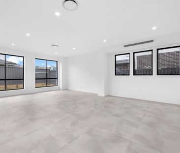 164 Diamondback Parade, Marsden Park NSW 2765 - House For Rent | Do... - Photo 2